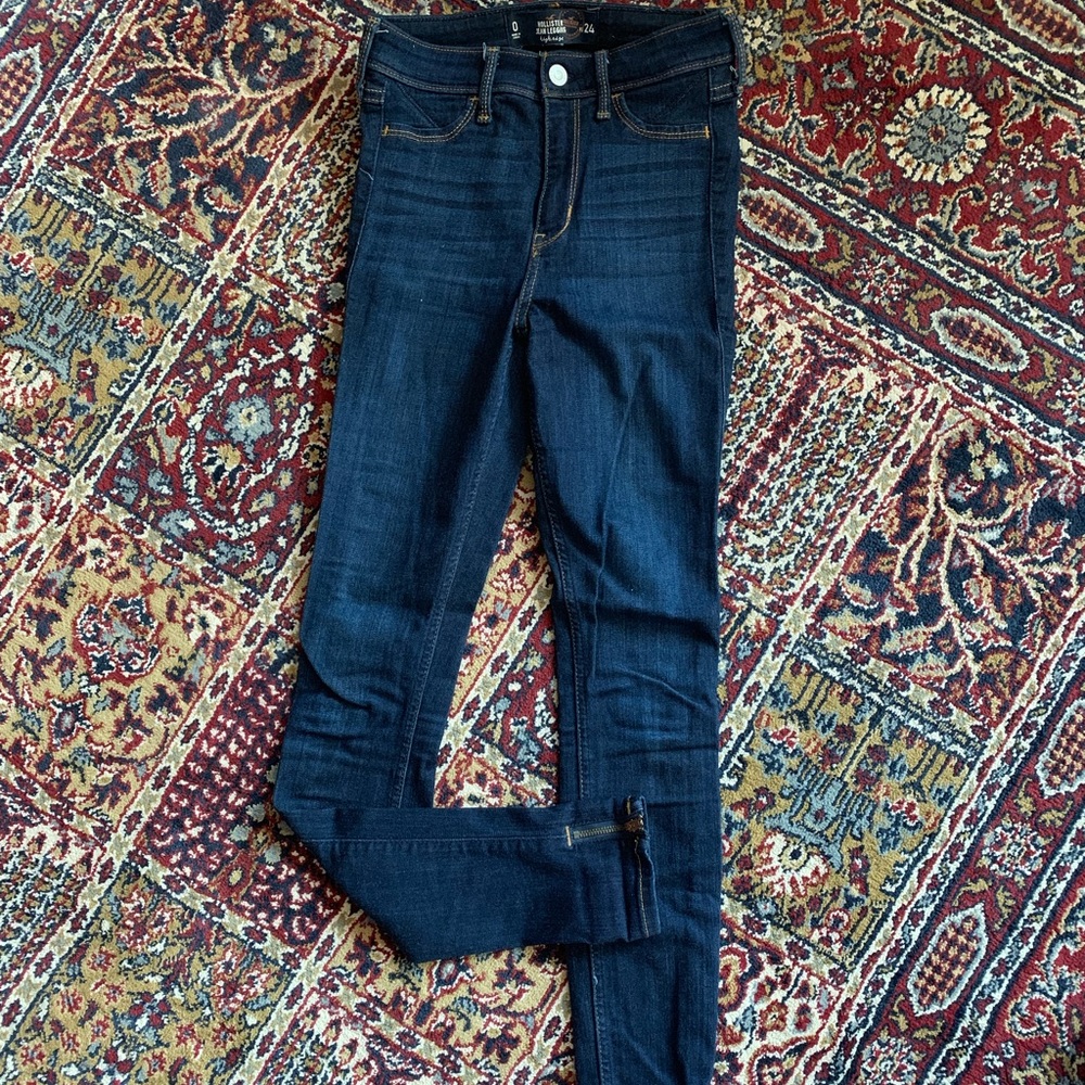 Hollister High Rise Jegging w/ zippers